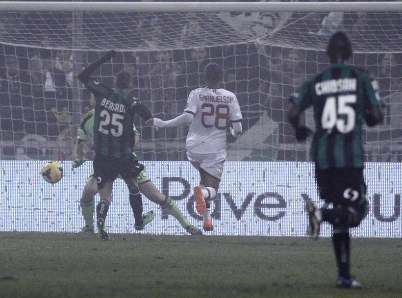 Il terzo gol di Berardi visto da altra angolazione. LaPresse
